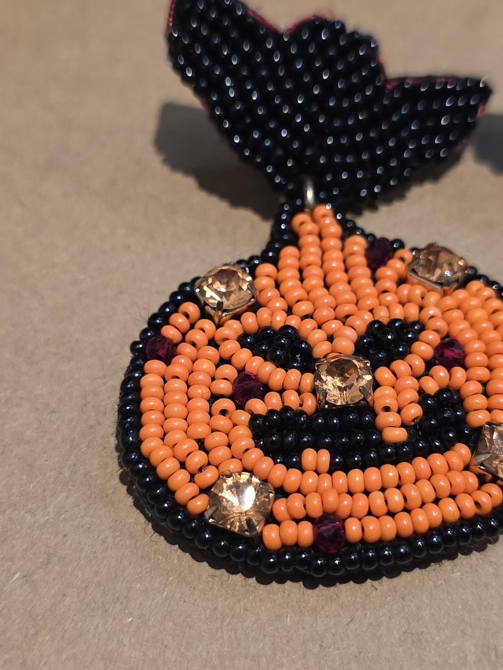 Beaded Jack-o'-Lantern Pumpkin Pendant - Orange & Black